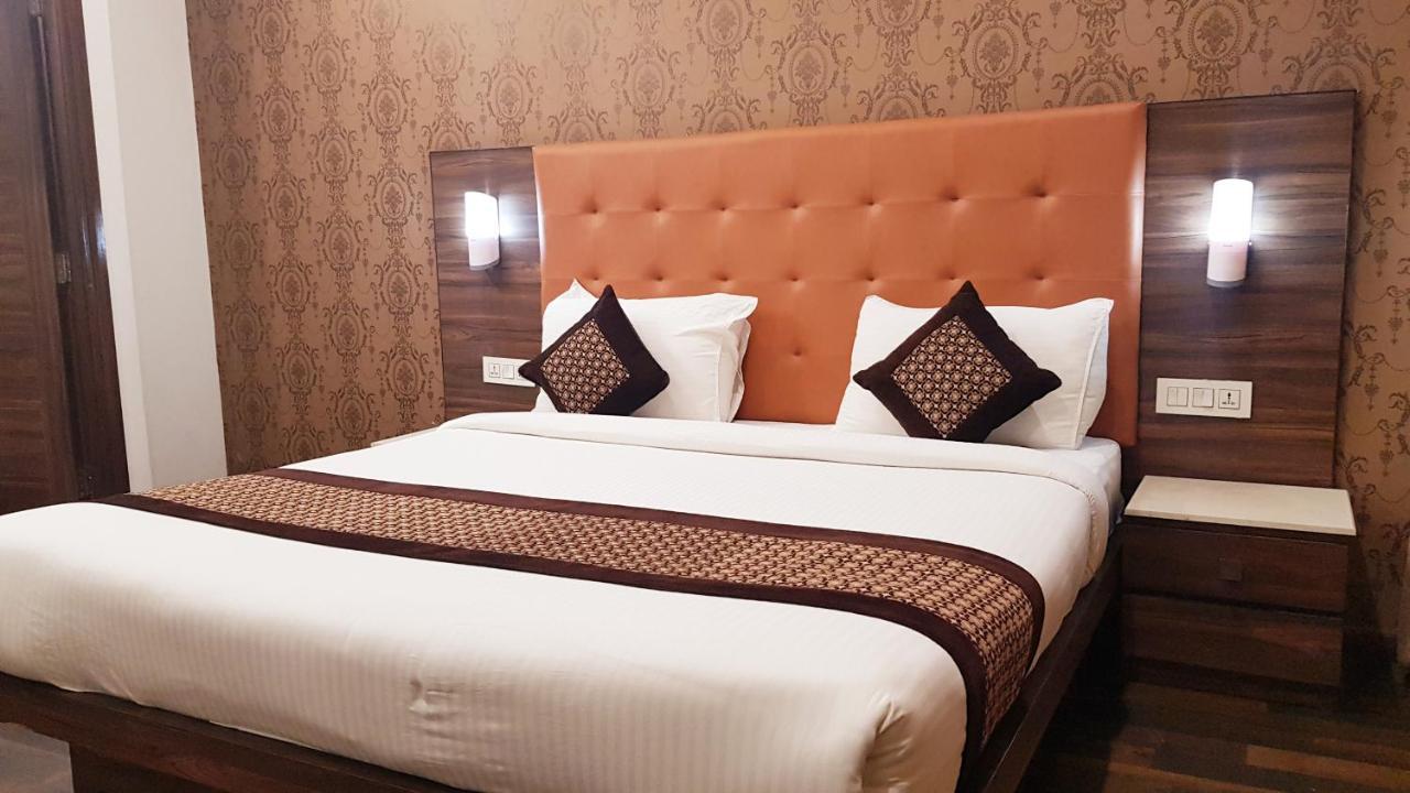 Hotel Citi Inn Grande Zirakpur Exterior photo