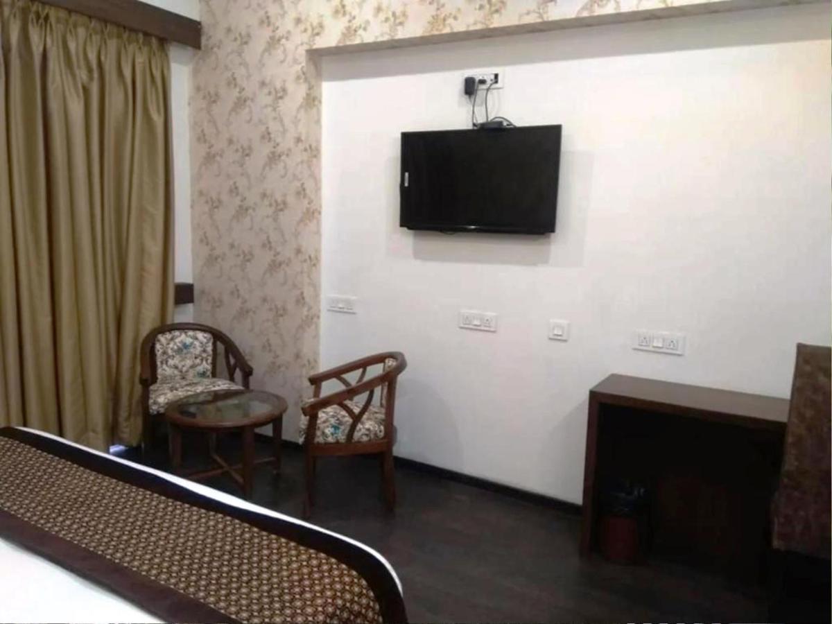 Hotel Citi Inn Grande Zirakpur Exterior photo